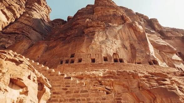 العُلا: باقة ليلتين مع جولة دادان وعكمة